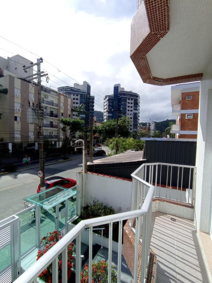 Apartamento Com Estacionamento, Wi-Fi, Ar Condicionado A 300 Metros Da Praia Da Enseada No Guaruja. Exteriér fotografie