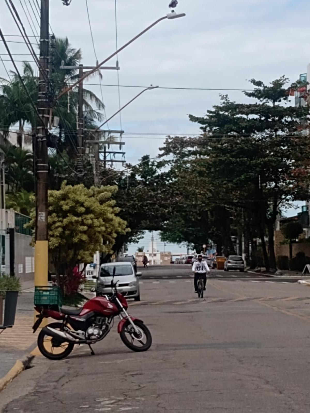 Apartamento Com Estacionamento, Wi-Fi, Ar Condicionado A 300 Metros Da Praia Da Enseada No Guaruja. Exteriér fotografie
