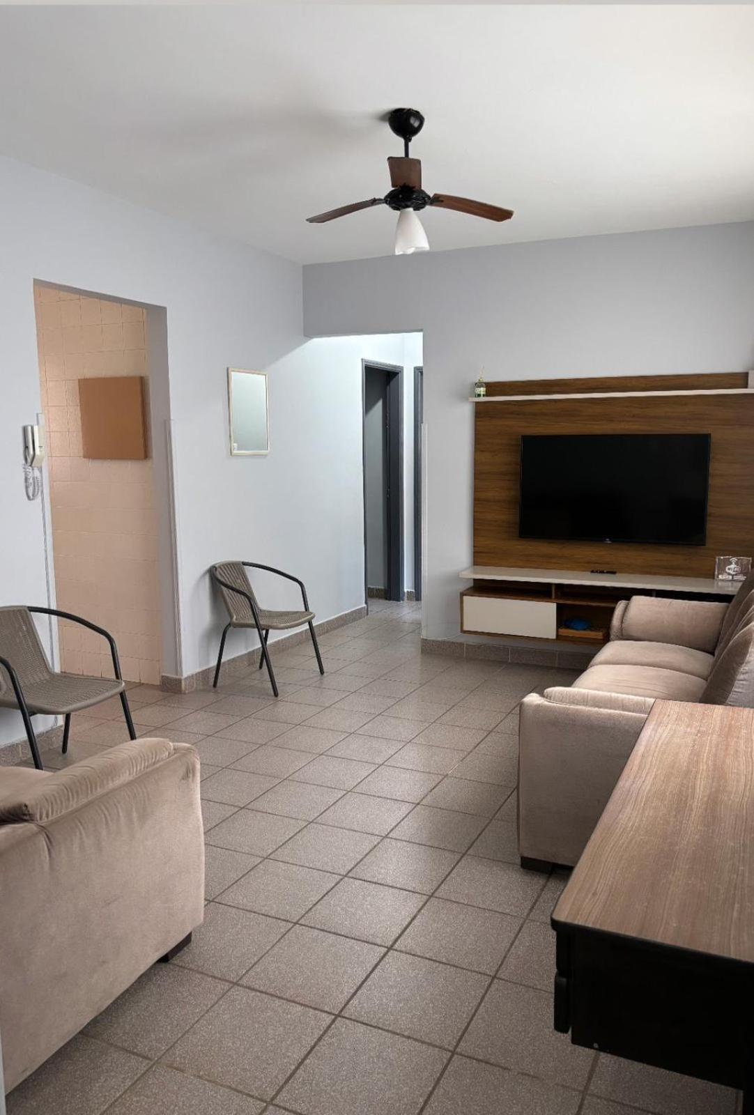 Apartamento Com Estacionamento, Wi-Fi, Ar Condicionado A 300 Metros Da Praia Da Enseada No Guaruja. Exteriér fotografie
